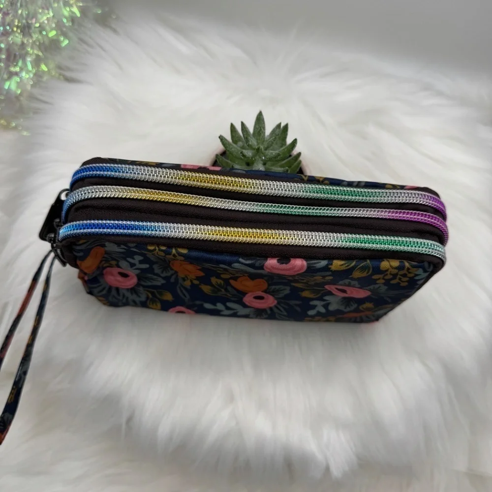Floral Print Small Purse or Makeup Cosmetic Wristlet Blue 2